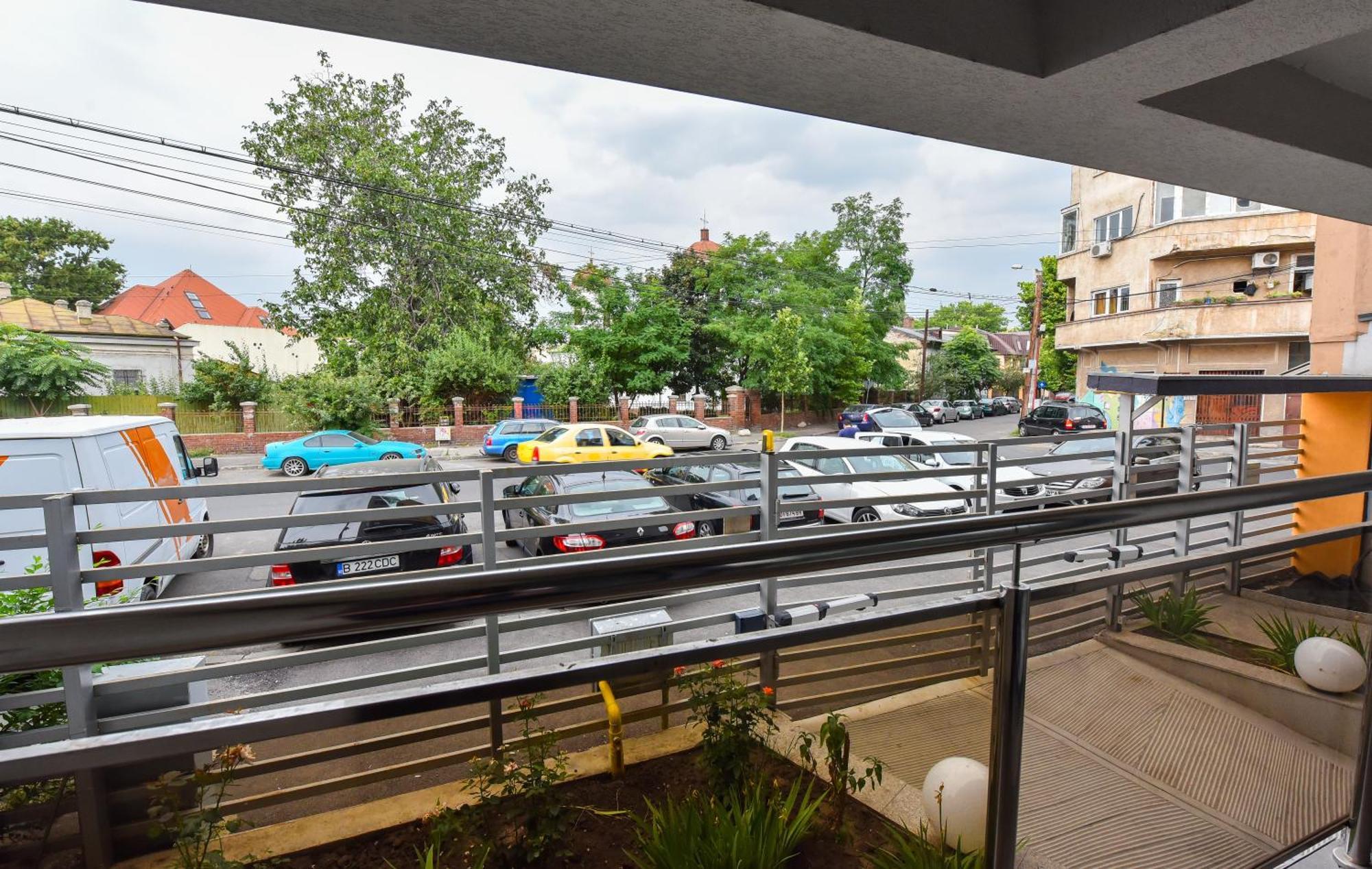 Ben Yehuda - Shabbat Friendly Apartments Bucharest Exterior photo
